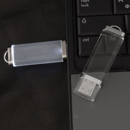 USB-Flash накопитель (флешка) прозрачная "SHINE" из акрила,  2 Gb, с белой подсветкой