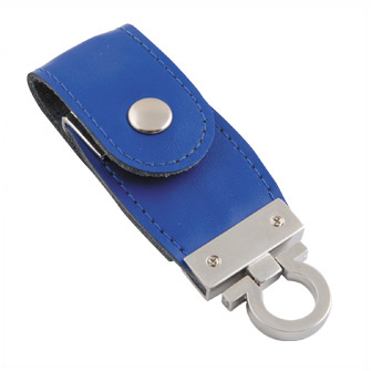 USB-Flash накопитель (флешка) в виде брелка в кожаном корпусе с мет. вставками, с клапаном на кнопке, модель 209, объем памяти  4 Gb, цвет синий