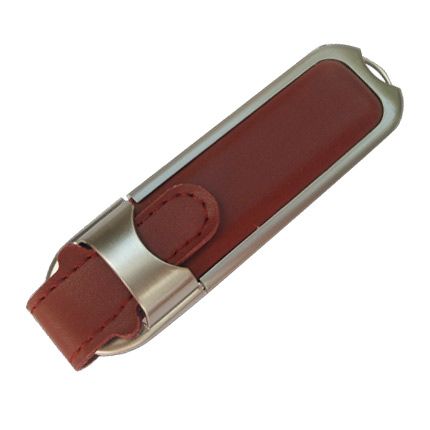 USB-Flash накопитель (флешка) в массивном кожаном корпусе с мет. вставками, модель 212, объем памяти  4 Gb, цвет коричневый