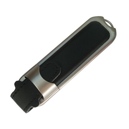 USB-Flash накопитель (флешка) в массивном кожаном корпусе с мет. вставками, модель 212, объем памяти  4 Gb, цвет чёрный
