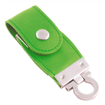 USB-Flash накопитель (флешка) в виде брелка в кожаном корпусе с мет. вставками, с клапаном на кнопке, модель 209, объем памяти  8 Gb, цвет зеленый