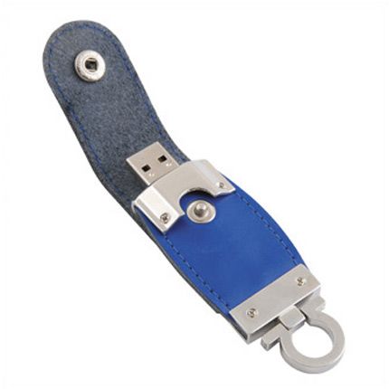 USB-Flash накопитель (флешка) в виде брелка в кожаном корпусе с мет. вставками, с клапаном на кнопке, объем памяти 16 Gb, цвет синий