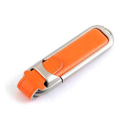 USB-Flash накопитель (флешка) в массивном кожаном корпусе с мет. вставками, модель 212, объем памяти 16 Gb, цвет оранжевый