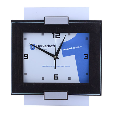 Настенные часы с логотипом, размер 30х27 см, деревянный корпус, циферблат металлический 20х28,5 см