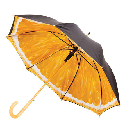 Зонт-трость «Апельсин» механический с деревянной ручкой,  купол снаружи чёрный, изнутри с оранжевым рисунком